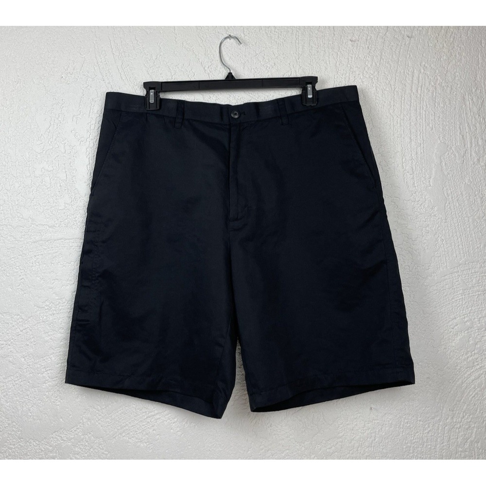New IZOD XFG Golf Shorts Mens Classic Fit Black Flat Frnt Style5063 Size 40 NWT - Picture 1 of 16